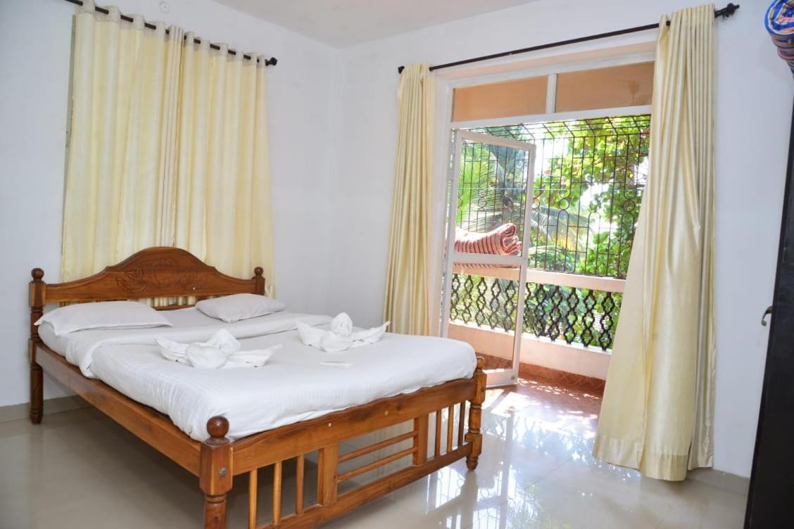 Cliff Heaven 2 Bhk Ac Apartment Orlim Exterior foto